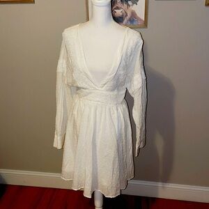 SHEIN Plunging neckline  white dresss